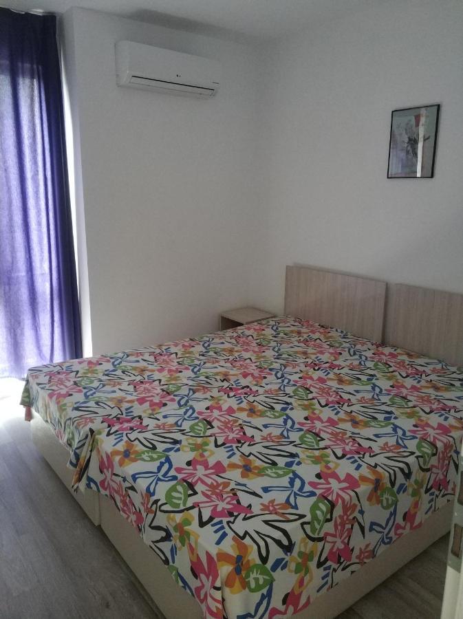 Zoleks Apartment Burgas Extérieur photo