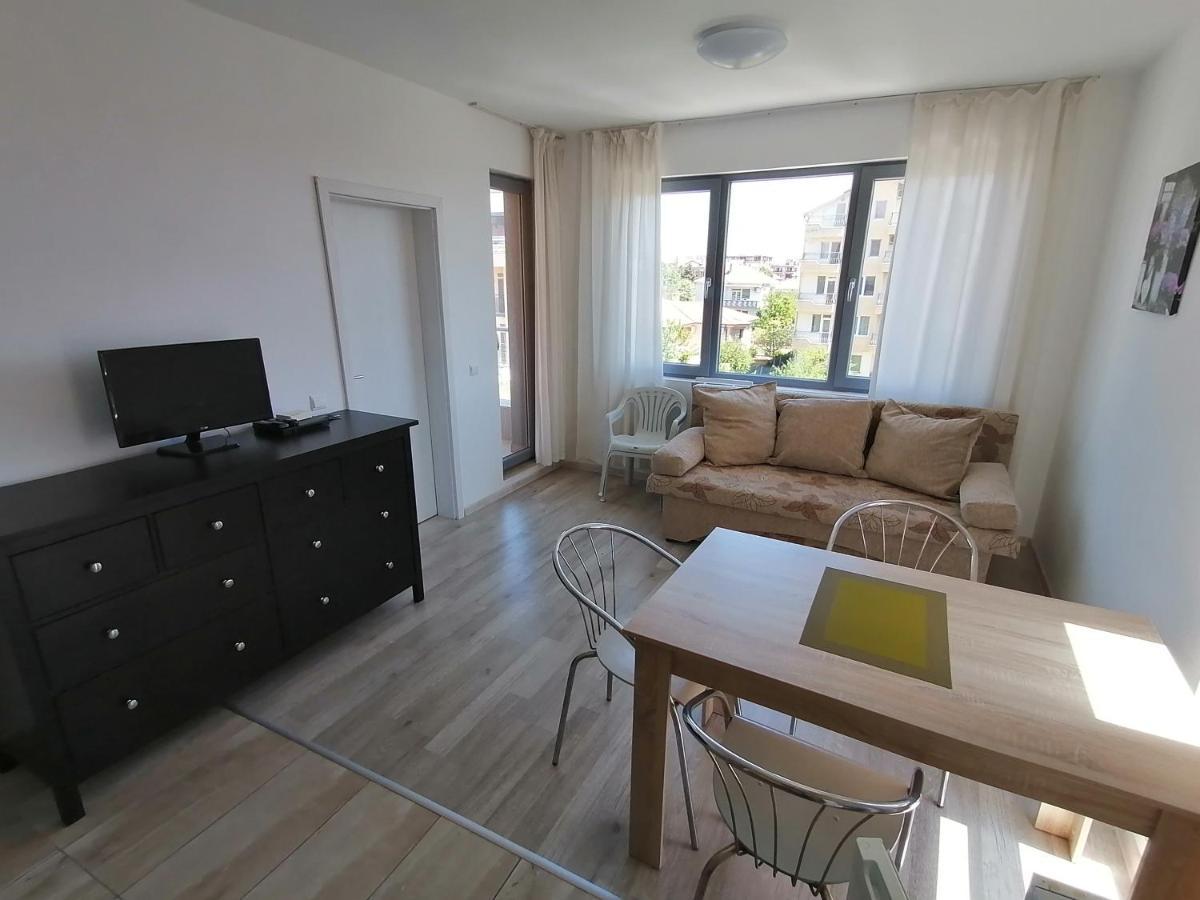 Zoleks Apartment Burgas Extérieur photo